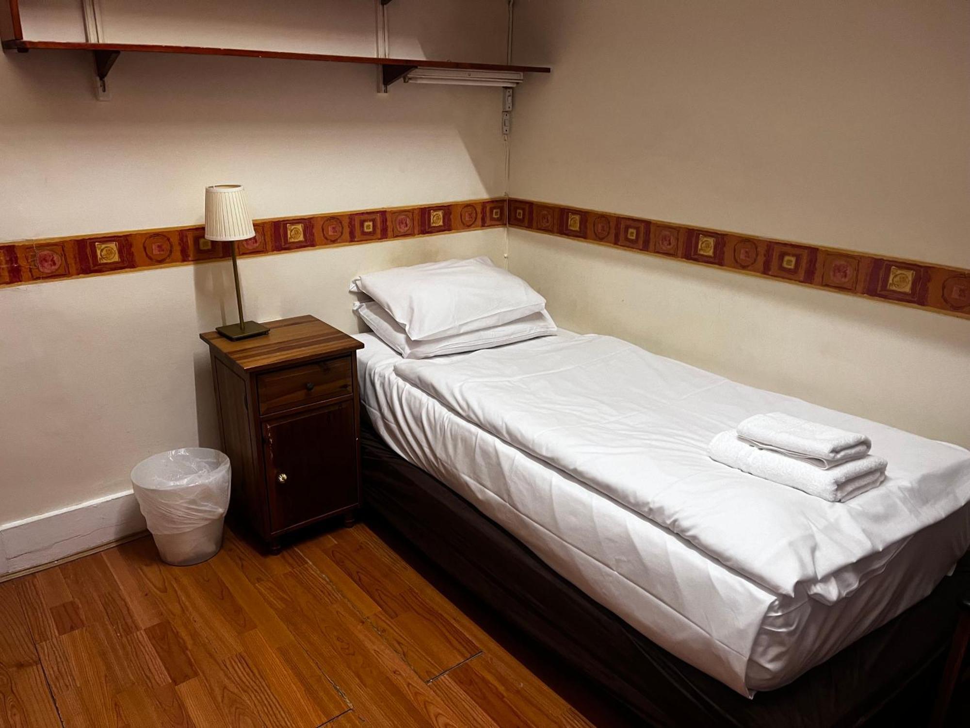 Dolphin Hotel Londra Dış mekan fotoğraf